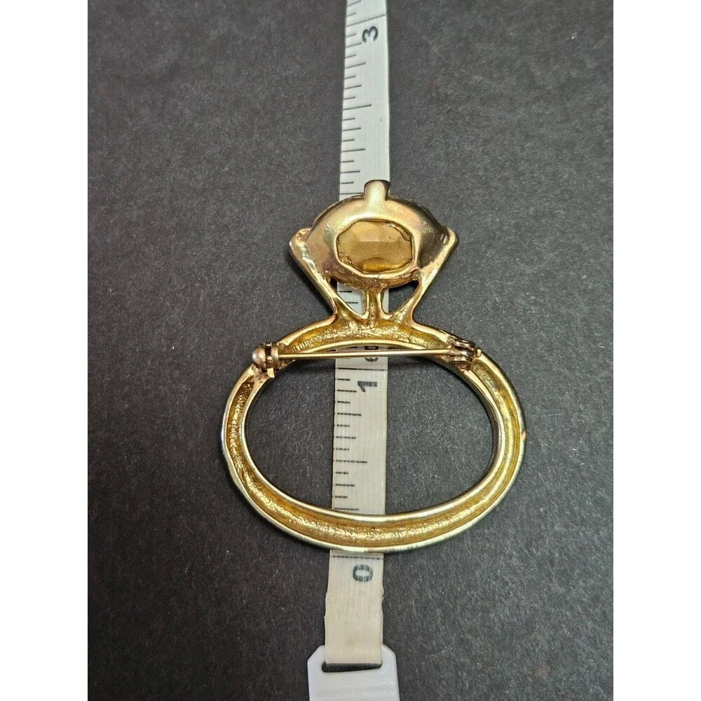 Vintage Gold Tone Solitaire Engagement Ring Brooch - Picture 8 of 9